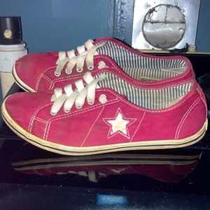 Converse one star